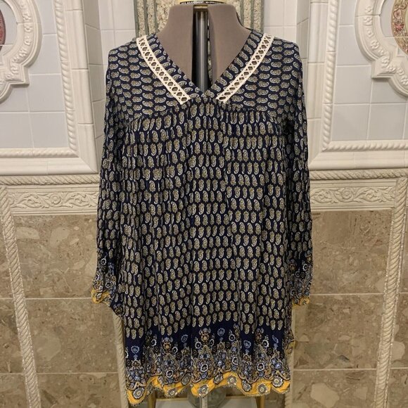 UMGEE. Sz L. Bust 44". Border Print Tunic w Lace Insert. USA Cotton/poly. B39 - Picture 1 of 6